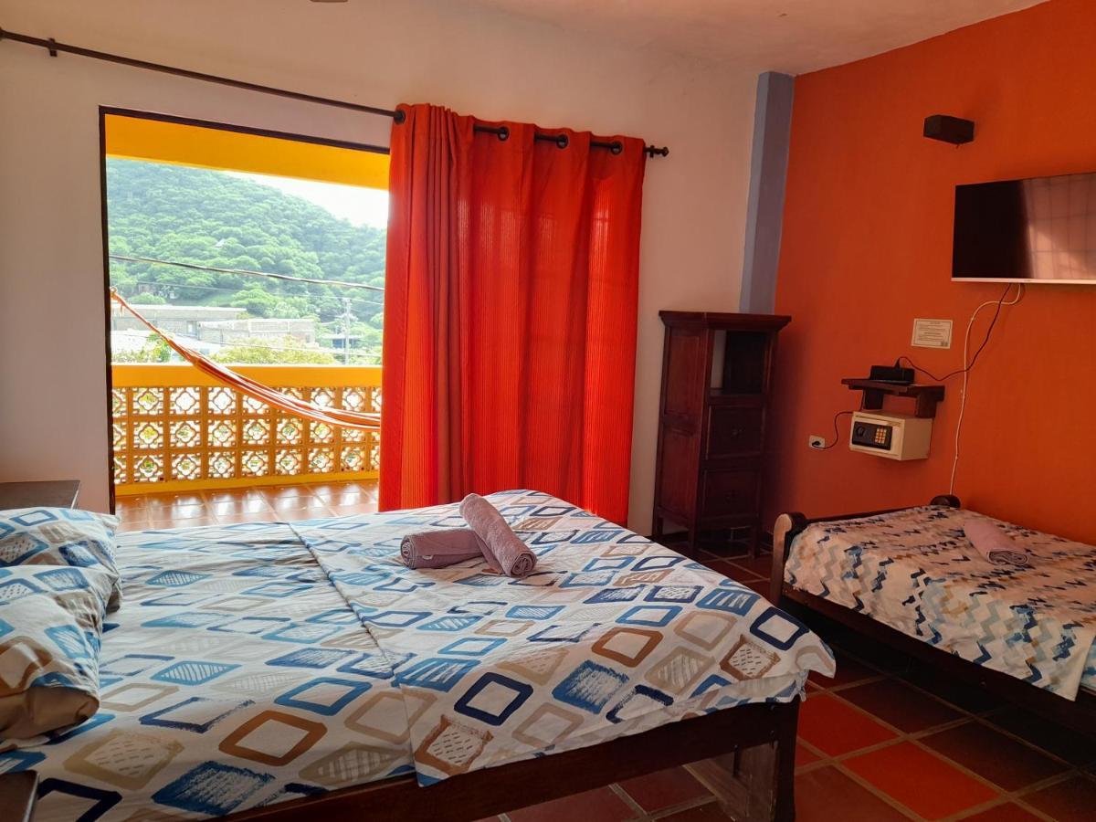 Hostal La Casa De Felipe Hostel Taganga Kültér fotó