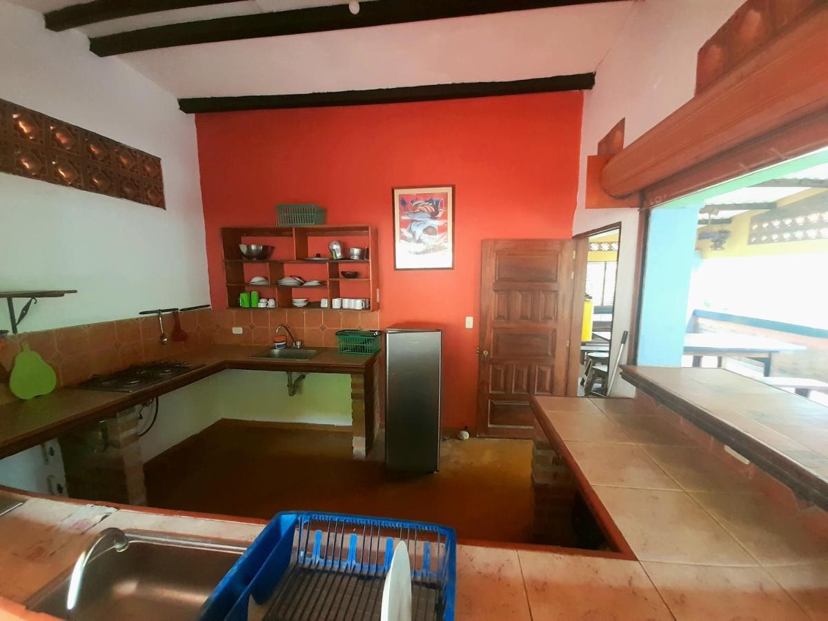 Hostal La Casa De Felipe Hostel Taganga Kültér fotó