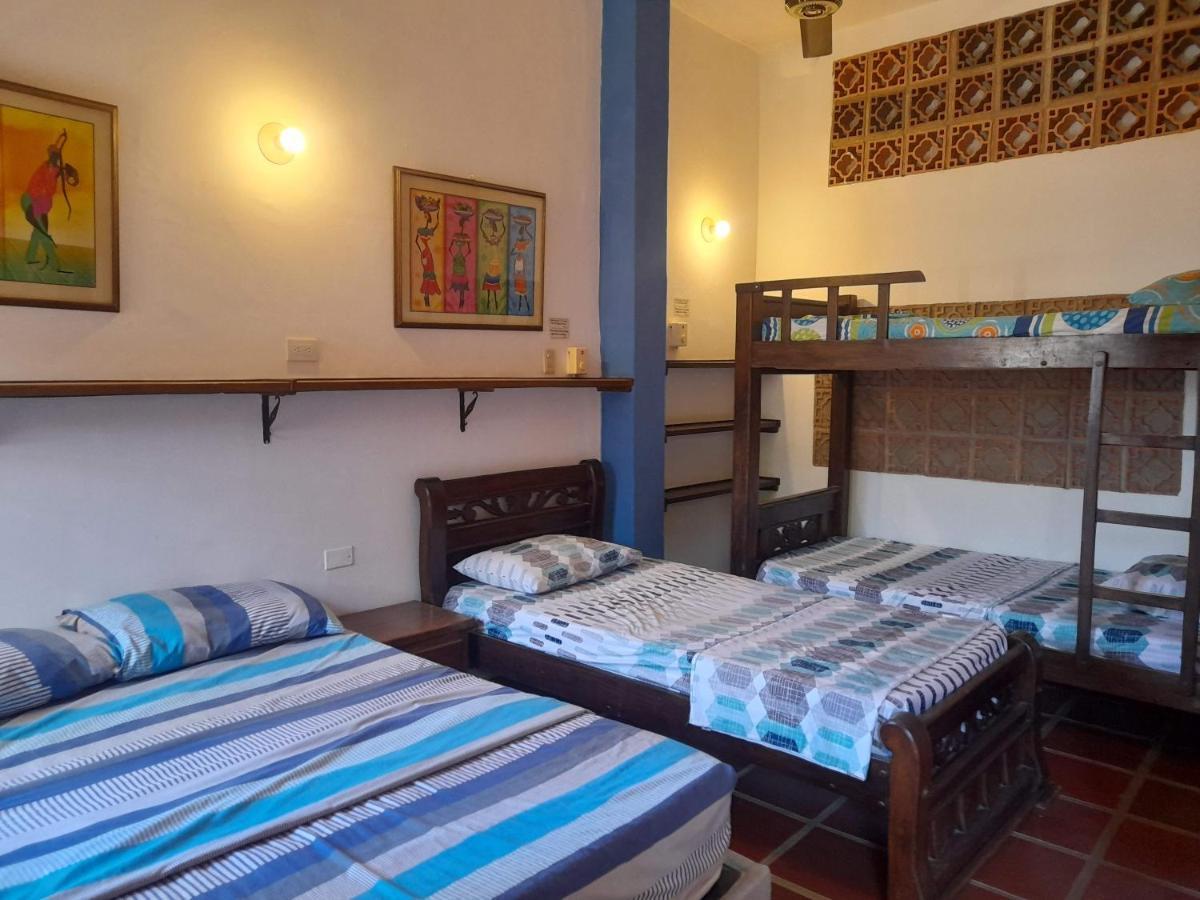 Hostal La Casa De Felipe Hostel Taganga Kültér fotó